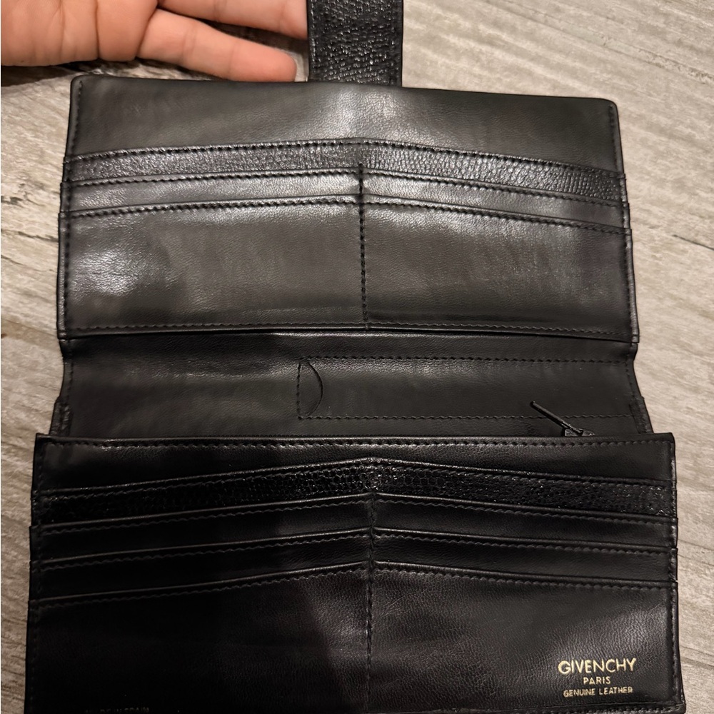 Givenchy Wallet - Picture 5 of 7